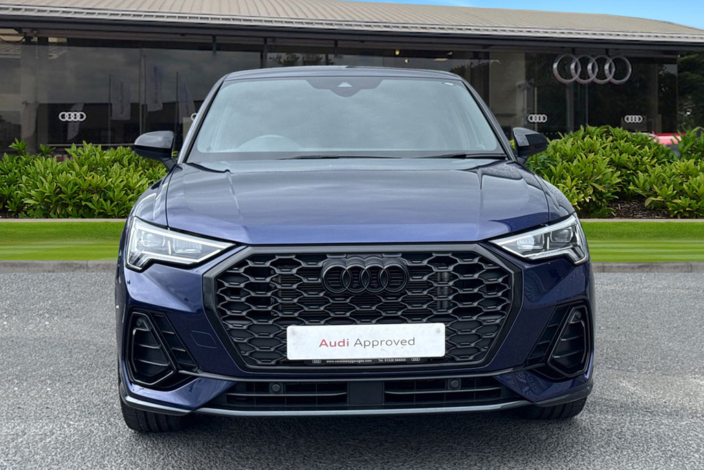 Audi Q3 Black Edition 35 Tfsi 150 Ps S Tronic KO24FHK Blue #5