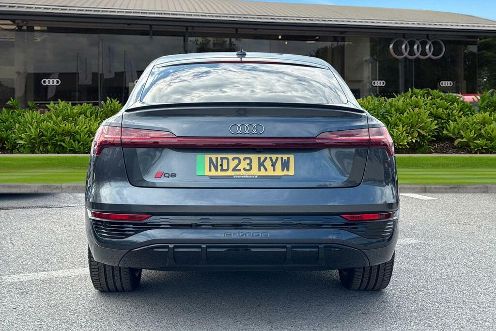 Audi Q8 e tron Sportback S Line 55 E-tron Quattro 300,00 Kw Grey #4