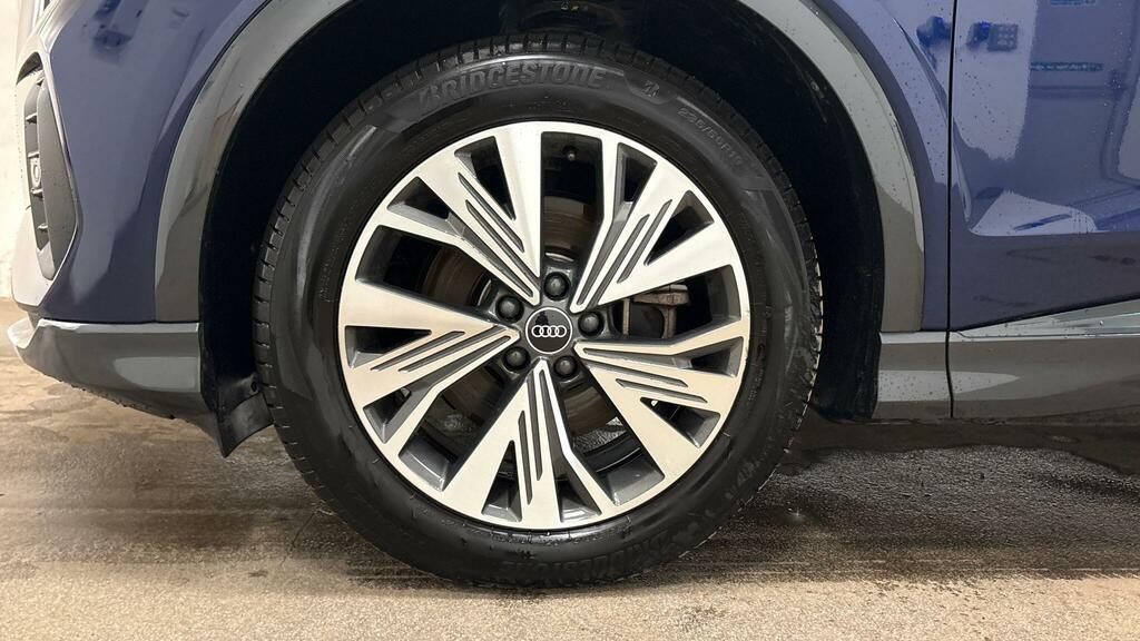 Audi Q4 E Tron Q4 Sport 35 E-tron 125,00 Kw Blue #6