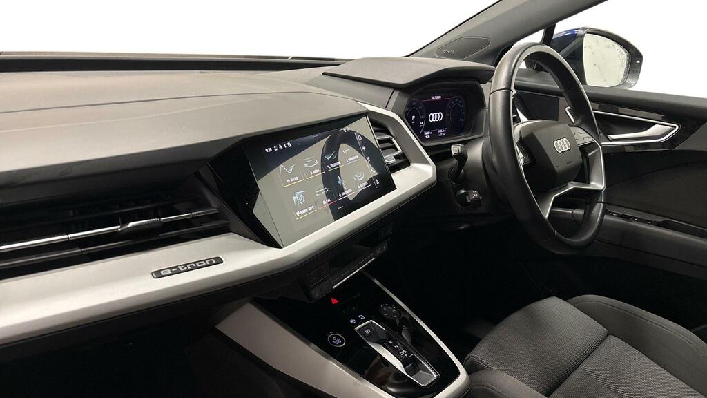 Audi Q4 E Tron Q4 Sport 35 E-tron 125,00 Kw Blue #4