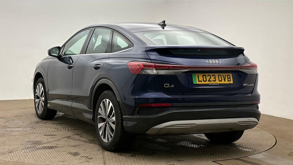 Audi Q4 E Tron Q4 Sportback Sport 40 E-tron 150,00 Kw Blue #2