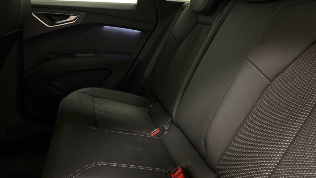 Audi Q4 E Tron Q4 O S Line 40 E-tron 150,00 Kw Black #6