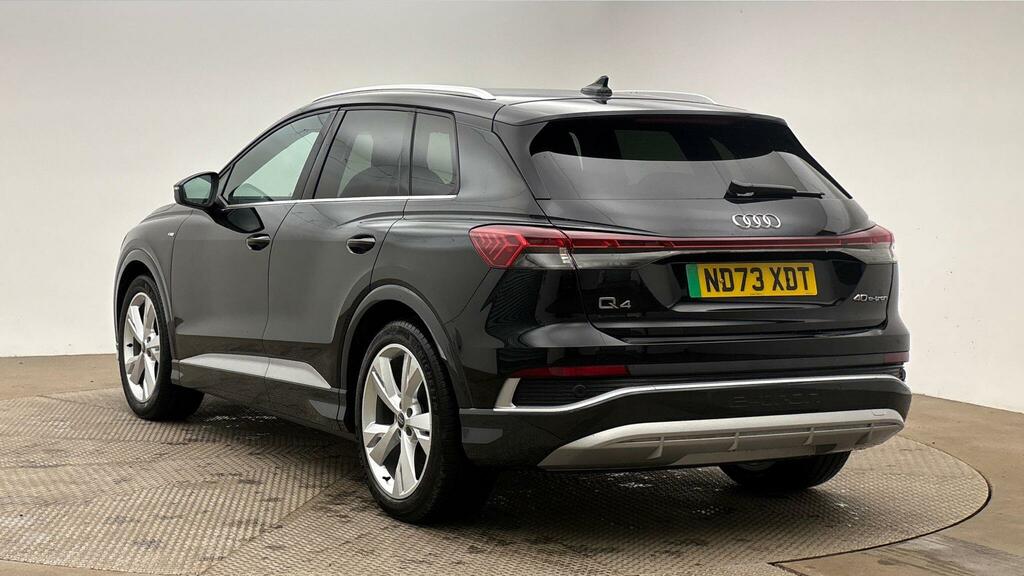Audi Q4 E Tron Q4 O S Line 40 E-tron 150,00 Kw Black #2