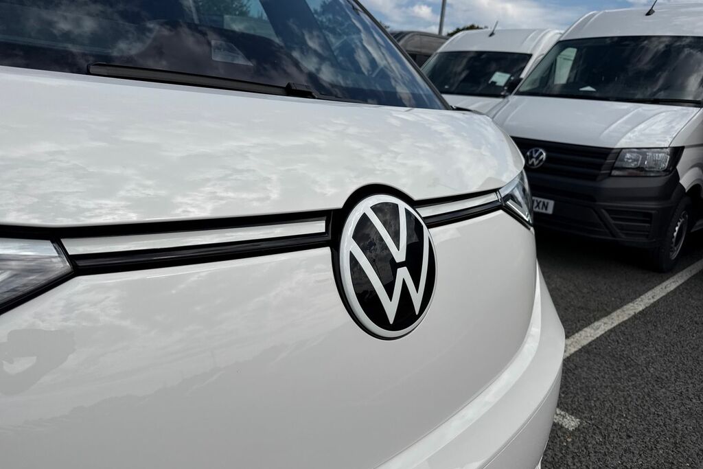 Volkswagen ID.Buzz Pro 79Kwh Gtx Mpv 4Motion Swb, Black #24