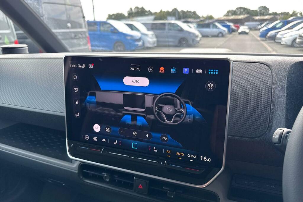 Volkswagen ID.Buzz 250Kw Gtx Pro 79Kwh 4Motion Red #18