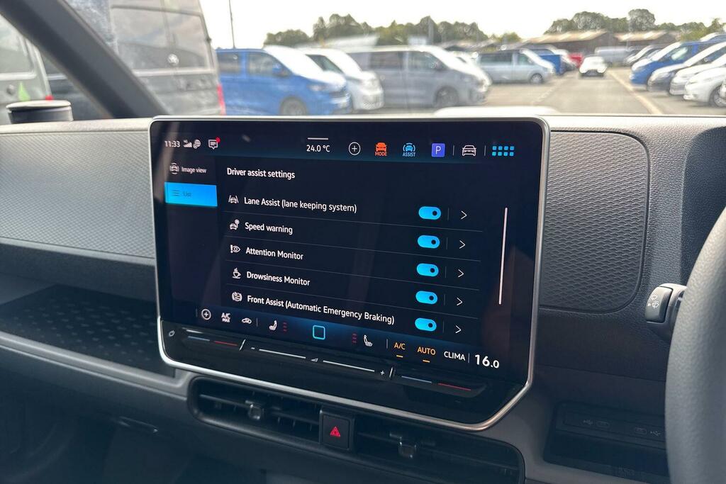 Volkswagen ID.Buzz 250Kw Gtx Pro 79Kwh 4Motion Red #37