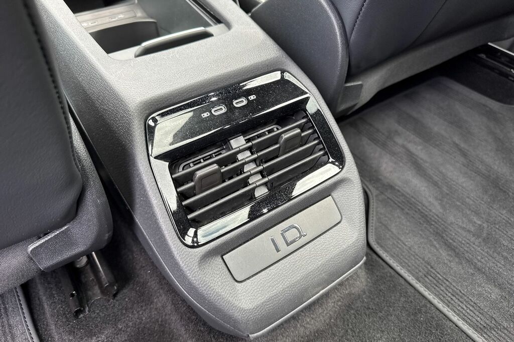 Volkswagen ID.4 210Kw Match Pro 77Kwh Black #36
