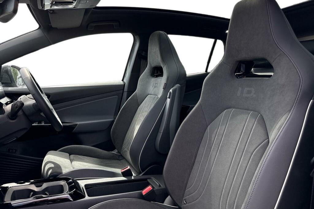 Volkswagen ID.4 210Kw Match Pro 77Kwh Black #10