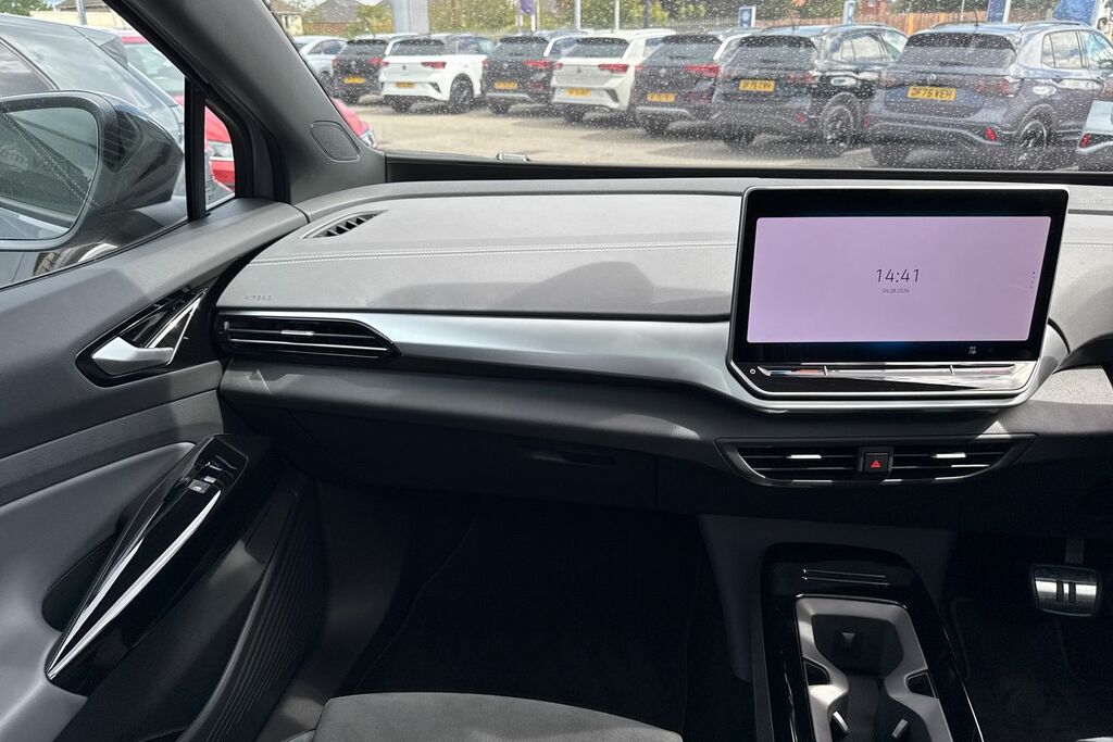 Volkswagen ID.4 210Kw Match Pro 77Kwh Black #14