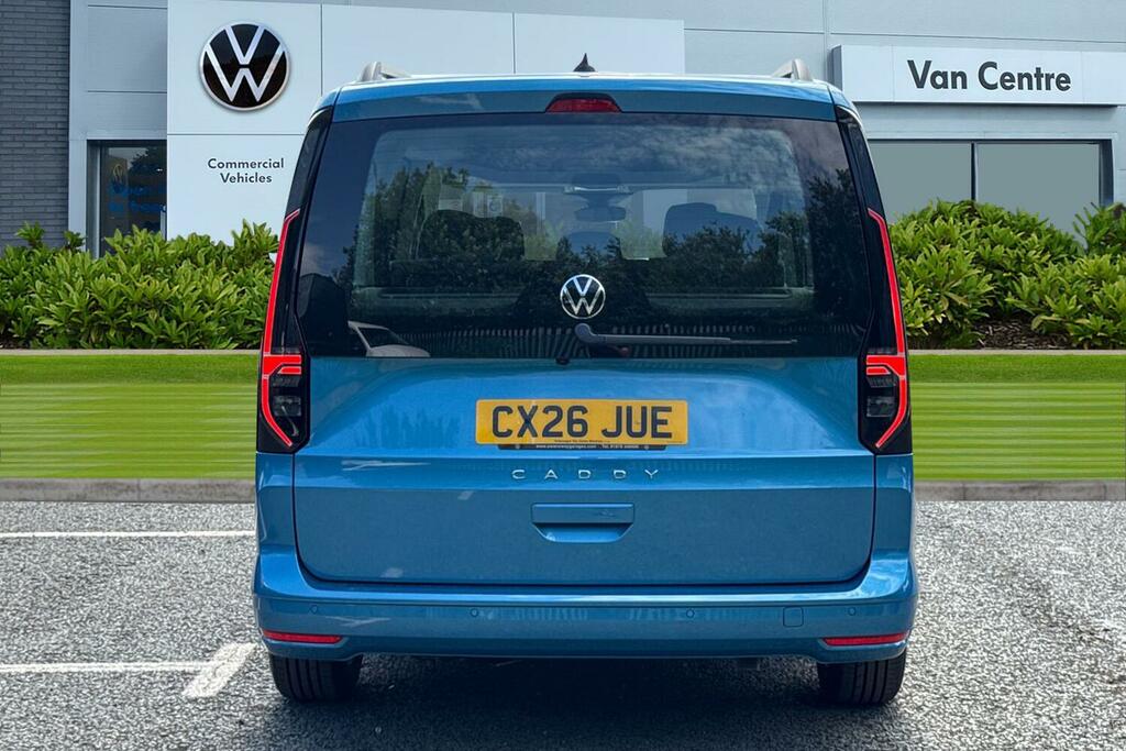 Volkswagen Caddy Maxi Life 2.0 Tdi Life Mpv Dsg Euro 6 Ss 122 Blue #4