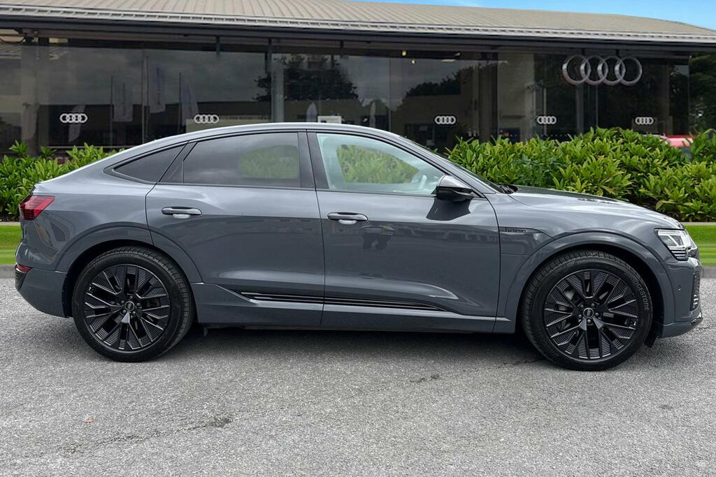 Audi Q8 e tron Sportback Black Edition 55 E-tron Quattro 300,00 K Grey #3