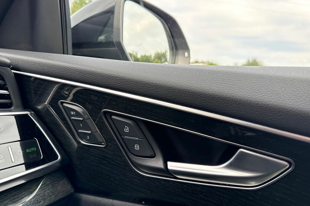 Audi SQ8 4.0 Tfsi V8 Black Edition Suv Tiptronic Grey #20