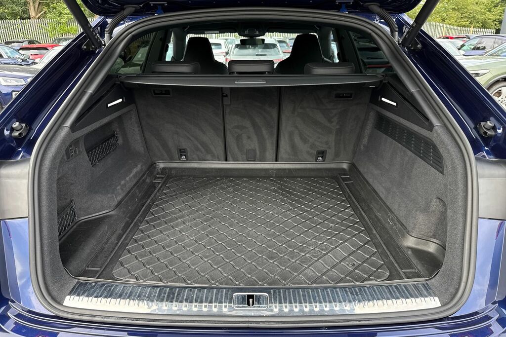 Audi SQ8 Black Edition Tfsi 507 Ps Tiptronic Blue #6