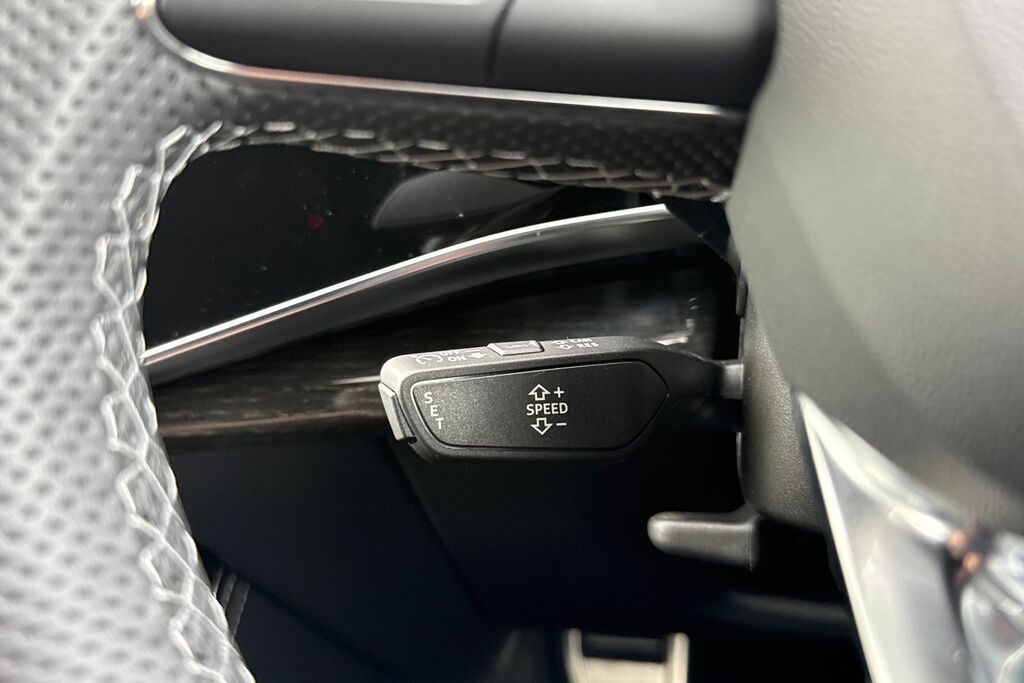 Audi SQ8 4.0 Tfsi V8 Black Edition Suv Tiptronic Grey #48