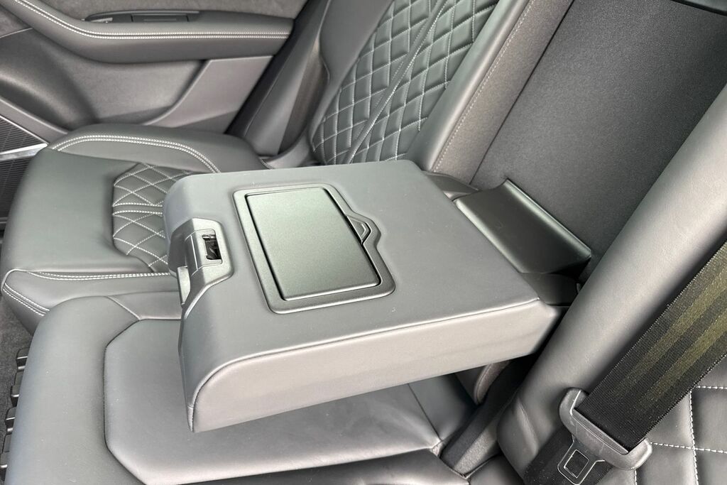 Audi SQ8 4.0 Tfsi V8 Black Edition Suv Tiptronic Grey #38