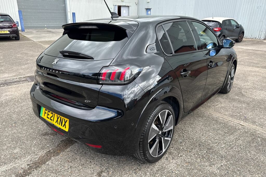 Peugeot e-208 50Kwh Gt Premium Hatchback Red #31