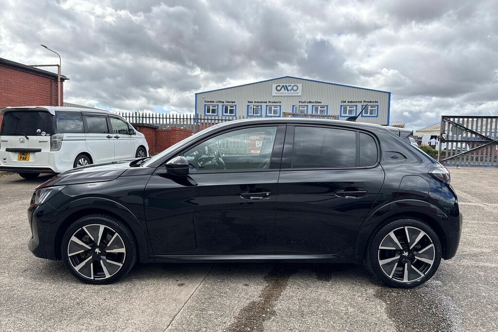 Peugeot e-208 50Kwh Gt Premium Hatchback Red #28
