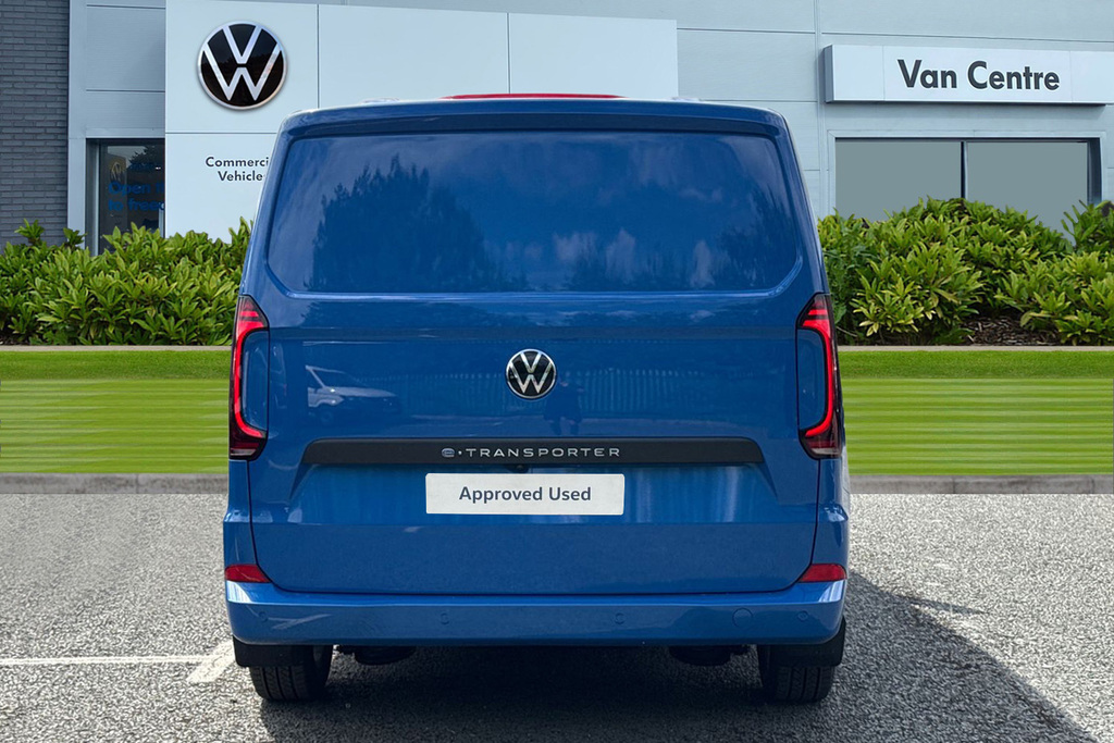 Volkswagen E-Transporter T32 65Kwh Commerce Pro Panel Van Blue #4