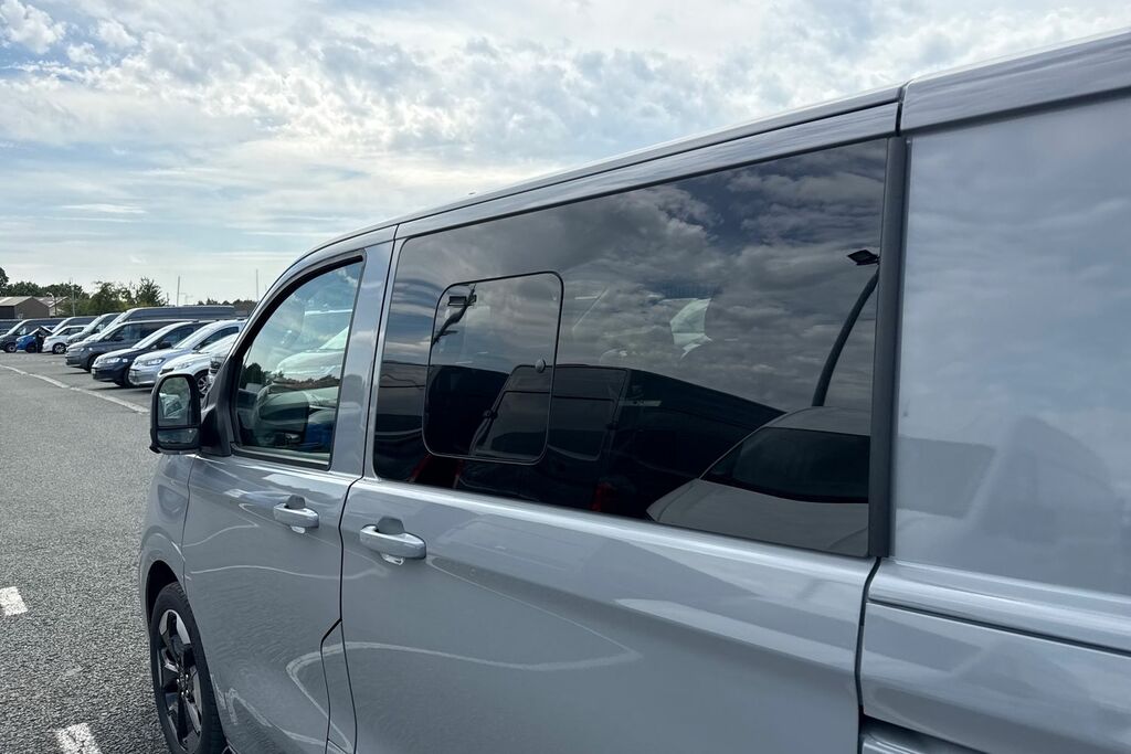 Volkswagen Transporter Combi Van 2.0 Tdi T32 Commerce Pro Kombi Swb #27