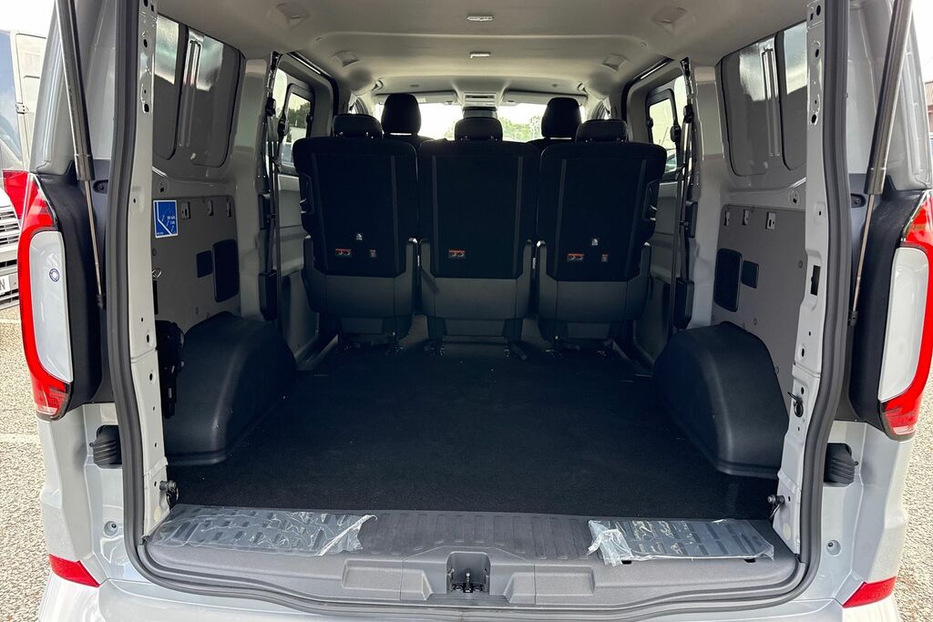 Volkswagen Transporter Combi Van 2.0 Tdi T32 Commerce Pro Kombi Swb #9