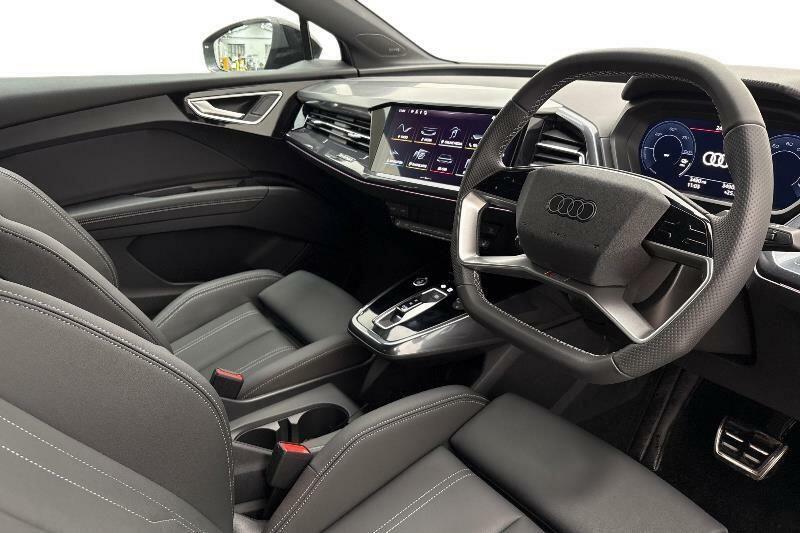 Audi Q4 E Tron 210Kw 45 82Kwh Black Edition Grey #6