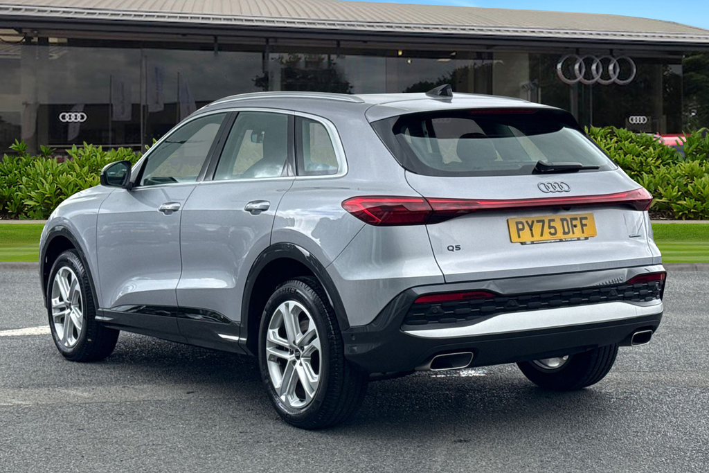 Audi Q5 Suv Sport Tfsi Quattro 204 Ps S Tronic Silver #2