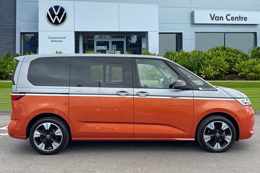 Volkswagen Multivan 2.0 Tdi Swb Style Dsg  #3