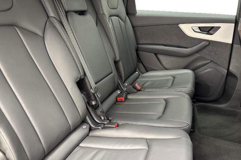 Audi Q7 Audi Q7 Suv Black Edition 50 Tdi Quattro 286 Ps Ti Black #9