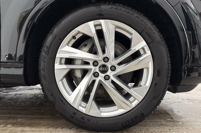 Audi Q7 55 Tfsi Quattro S Line Tiptronic Black #5
