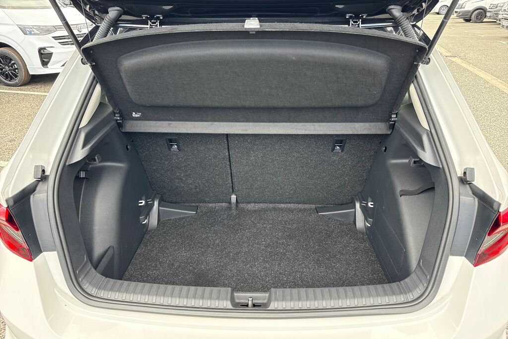 Skoda Fabia 1.0 Tsi Colour Edition Euro 6 Ss White #6