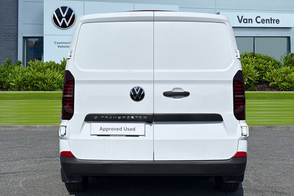 Volkswagen E-Transporter 100Kw 65Kwh Commerce Plus Van 5 Plus White #4