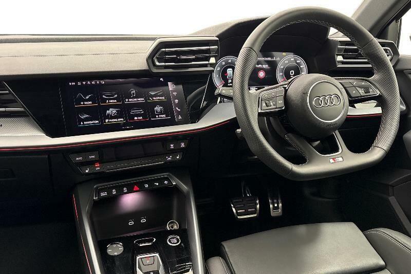 Audi A3 1.5 Tfsi 116 S Line S Tronic Black #2