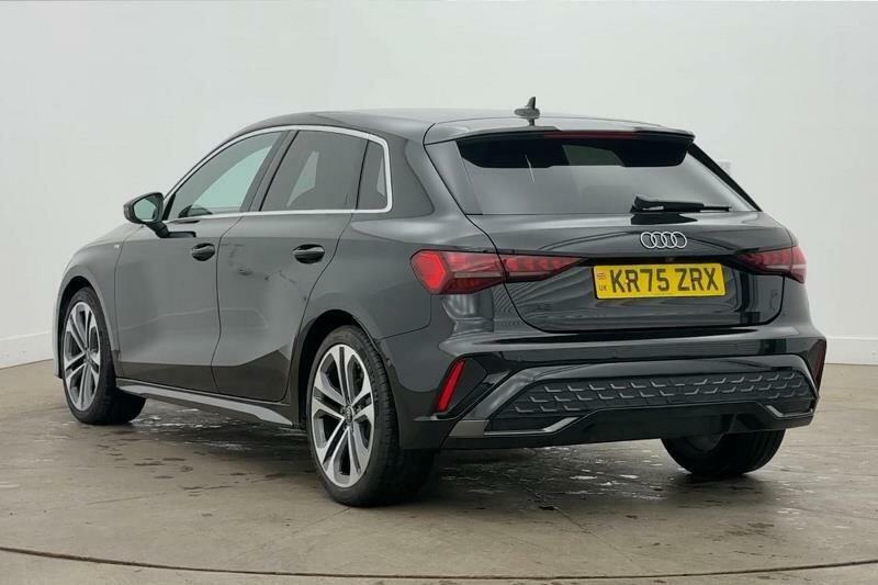 Audi A3 1.5 Tfsi 116 S Line S Tronic Black #3