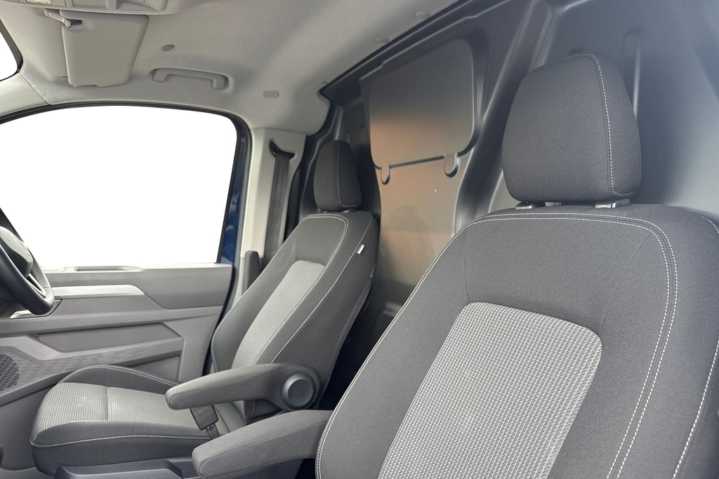 Volkswagen Transporter 2.0 Tdi 150Ps Minibus Life 150 Ps Blue #10