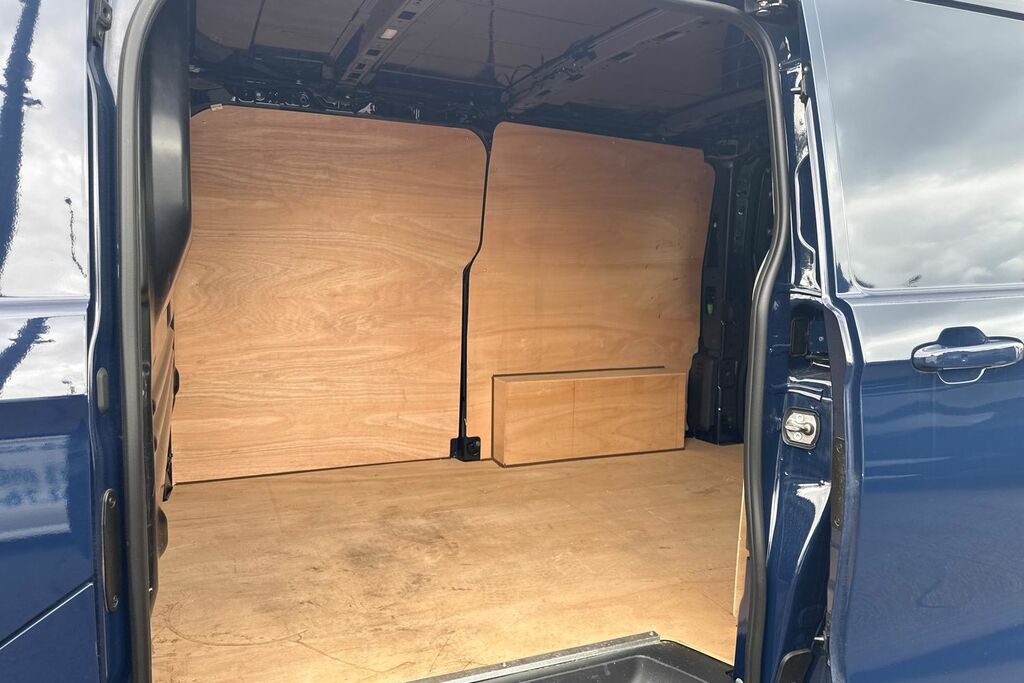 Volkswagen Transporter 2.0 Tdi 150Ps Minibus Life 150 Ps Blue #13