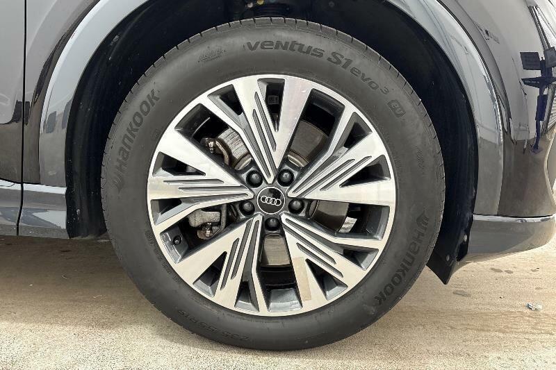 Audi Q4 E Tron 150Kw 40 63Kwh Sport Leather Black #5