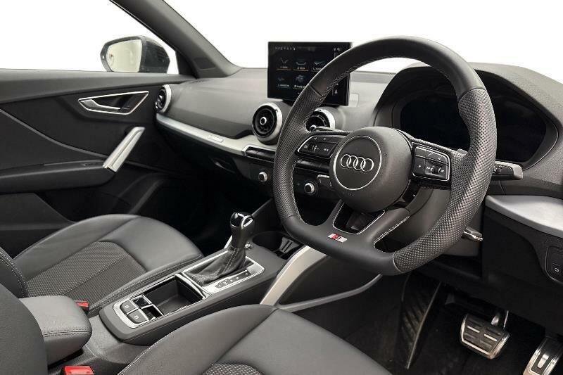 Audi Q2 35 Tfsi Black Edition S Tronic Grey #6