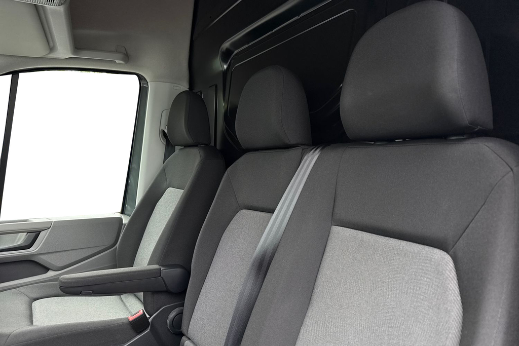 Volkswagen Crafter Cr35 Commerce Plus Mwb 140 Ps 2.0 Tdi 6Sp F Silver #10