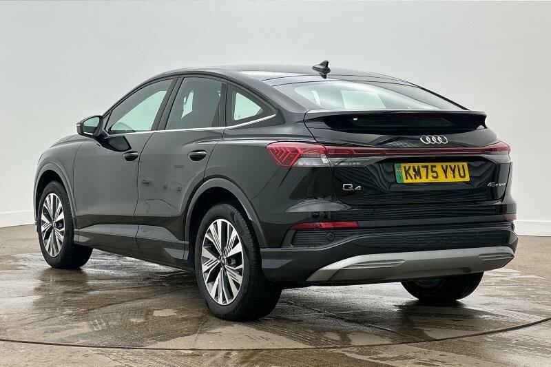 Audi Q4 E Tron Q4 Sportback Sport 45 E-tron 210,00 Kw Black #3