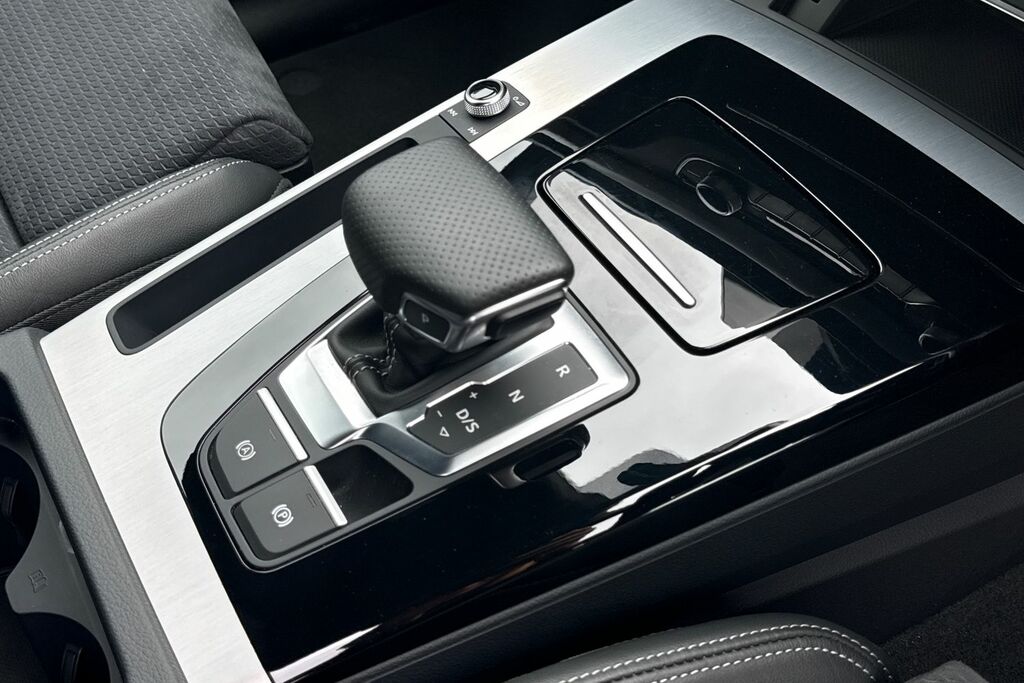 Audi Q5 45 Tfsi Quattro S Line S Tronic White #22