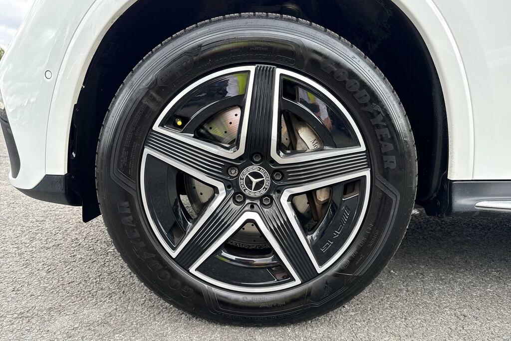 Mercedes-Benz GLC Class Glc 300E 4Matic Urban Edition 9G-tronic Black #23