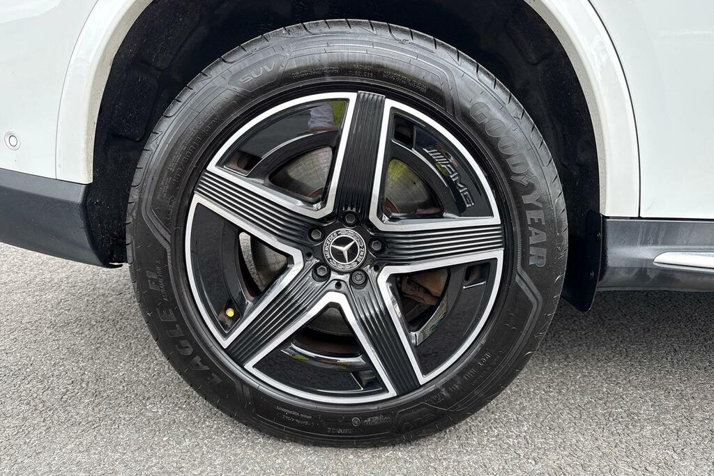 Mercedes-Benz GLC Class Glc 300E 4Matic Urban Edition 9G-tronic Black #21