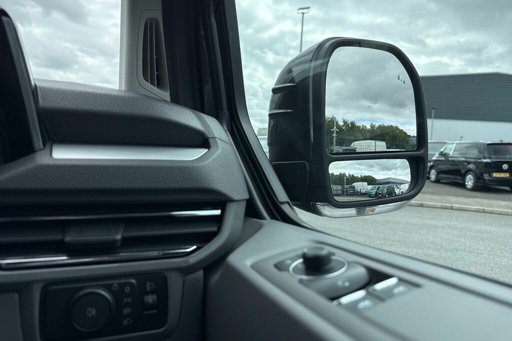 Volkswagen Transporter 2.0 Tdi 170 Commerce Pro Kombi Van Black #20