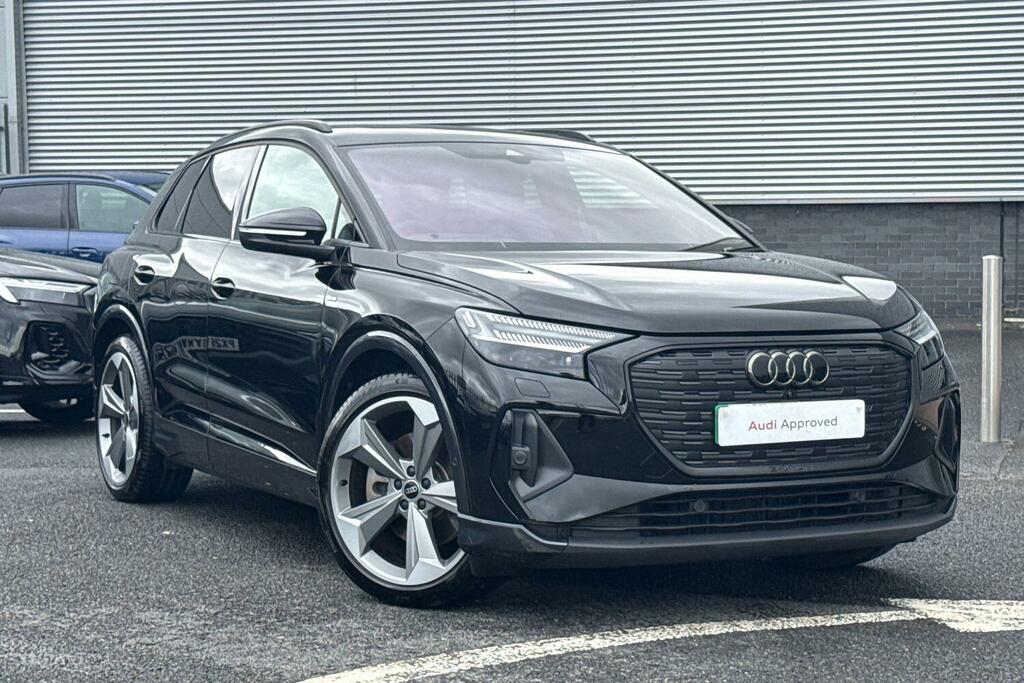 Audi Q4 E Tron Q4 Black Edition 45 E-tron Quattro 210,00 Kw Black