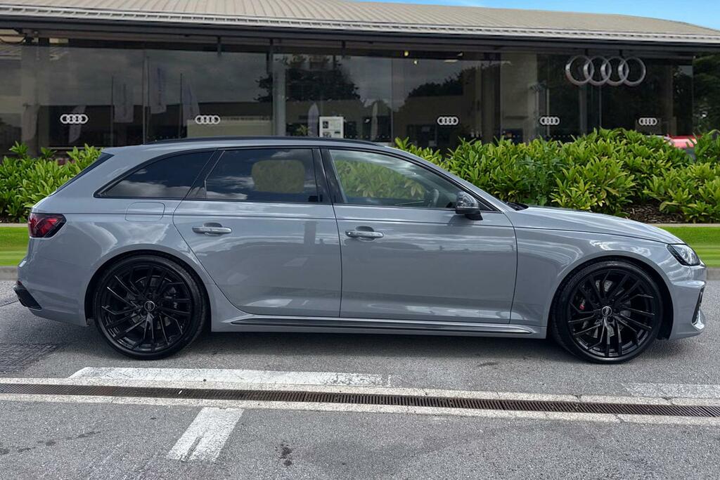 Audi RS4 Avant Rs 4 Avant Carbon Black 450 Ps Tiptronic Grey #3