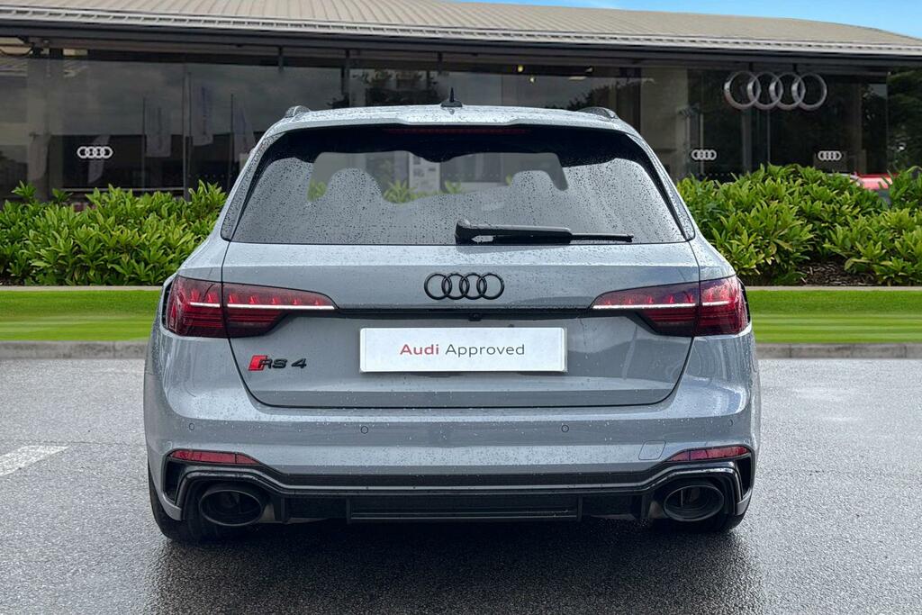Audi RS4 Avant Rs 4 Avant Carbon Black 450 Ps Tiptronic Grey #4
