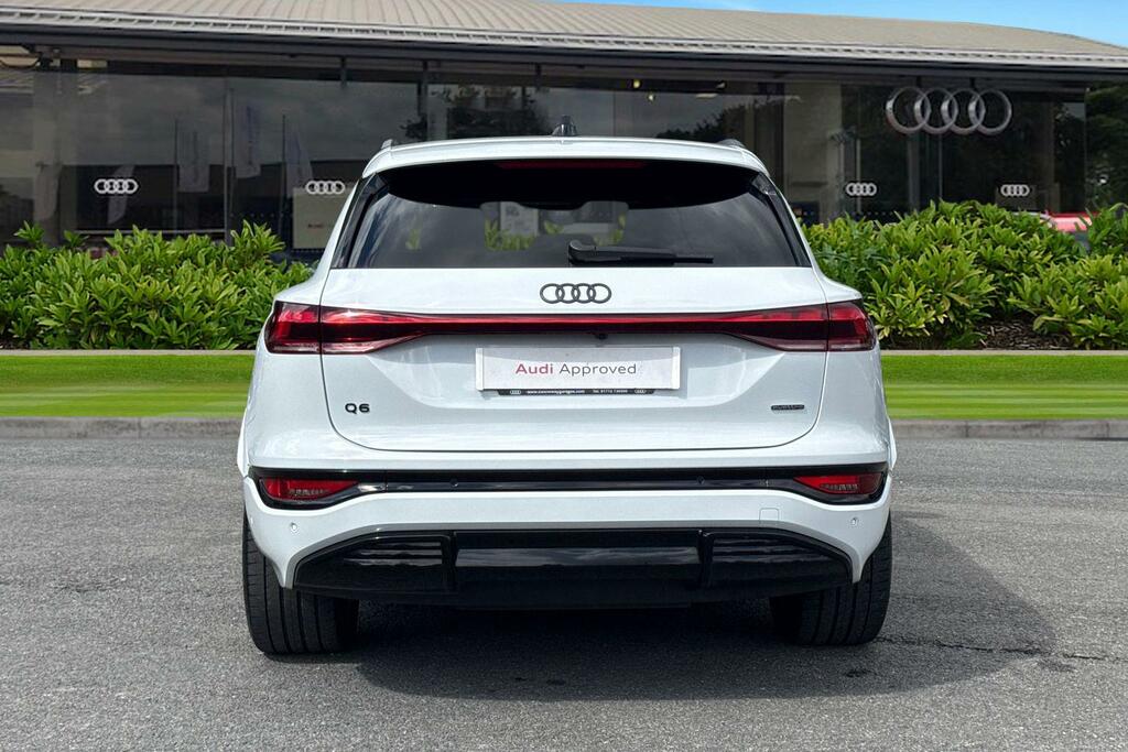 Audi Q6 E-Tron Q6 Suv Edition 1 E-tron Quattro 285,00 Kw White #4