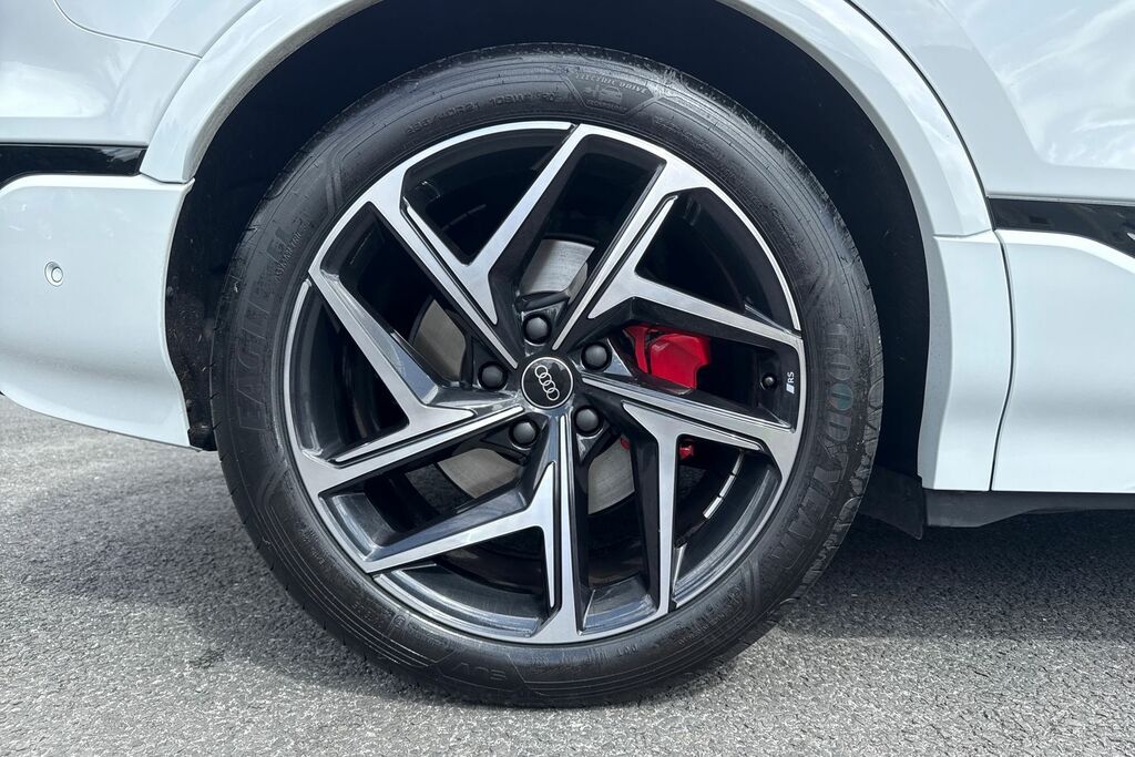 Audi Q6 E-Tron Q6 Suv Edition 1 E-tron Quattro 285,00 Kw White #6