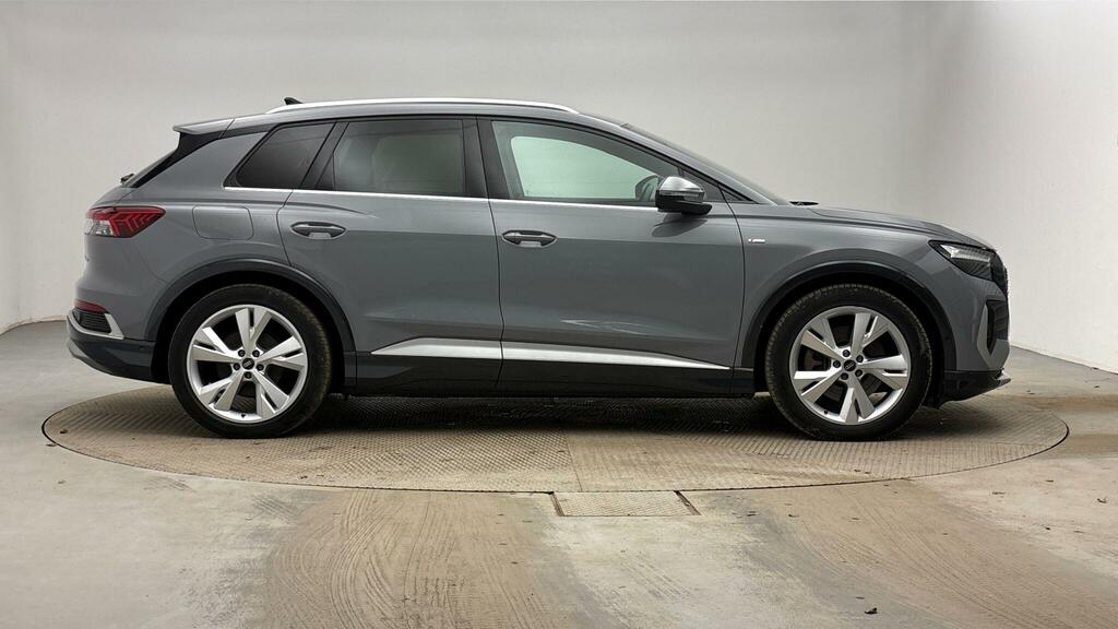 Audi Q4 E Tron Q4 S Line 40 E-tron 150,00 Kw Grey #3
