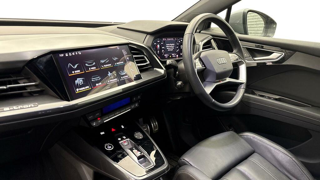 Audi Q4 E Tron Q4 S Line 40 E-tron 150,00 Kw Grey #4